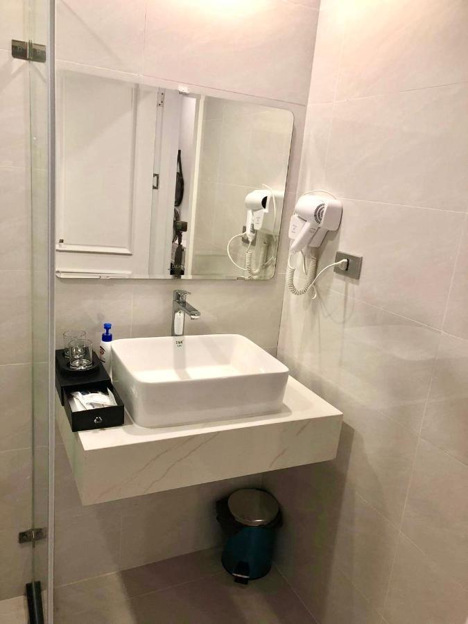 Ndc Misa Hotel Ха Лонг Екстериор снимка